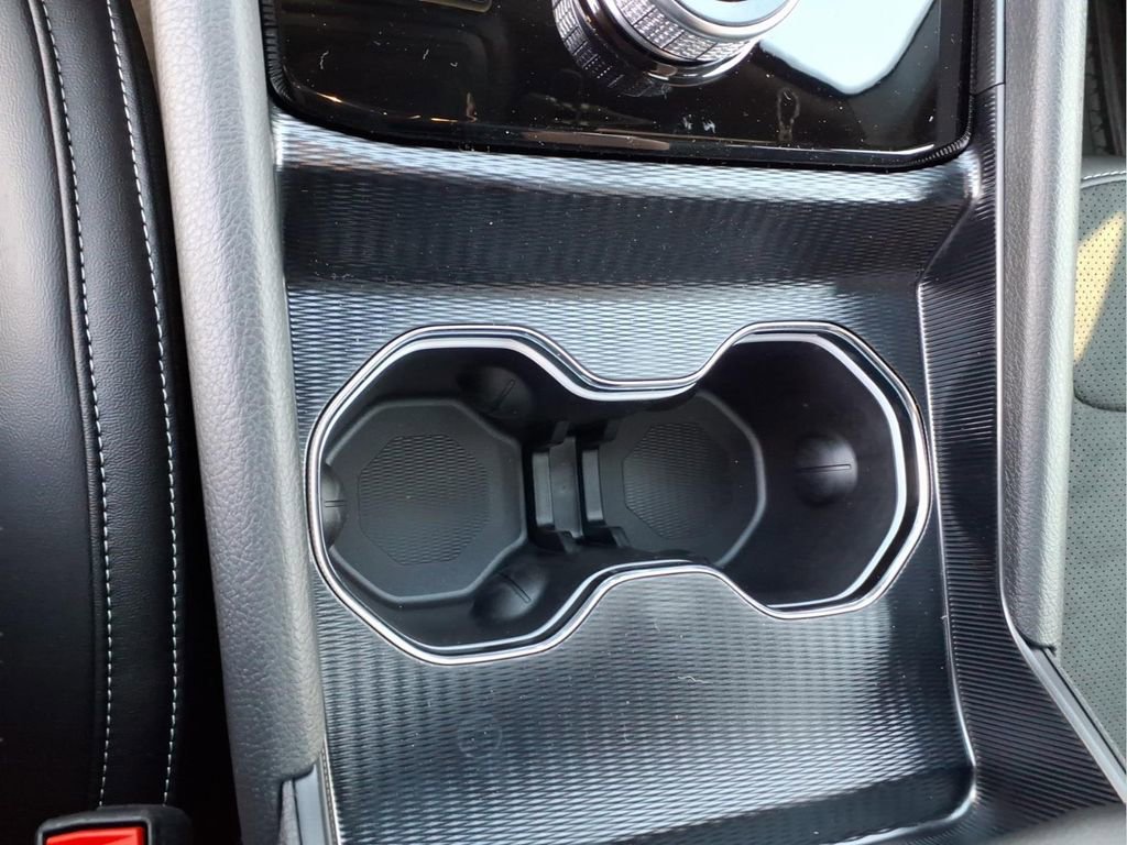 New 2026 Jeep Grand Cherokee Laredo image 21