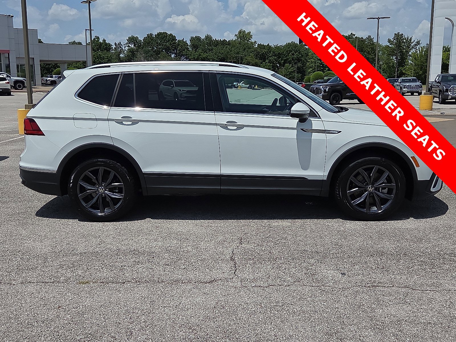 Used 2024 Volkswagen Tiguan Wolfsburg Edition image 6