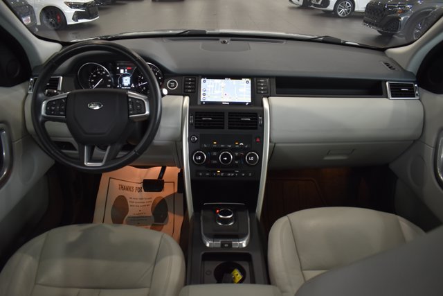 Used 2019 Land Rover Discovery Sport HSE AWD/4WD image 25