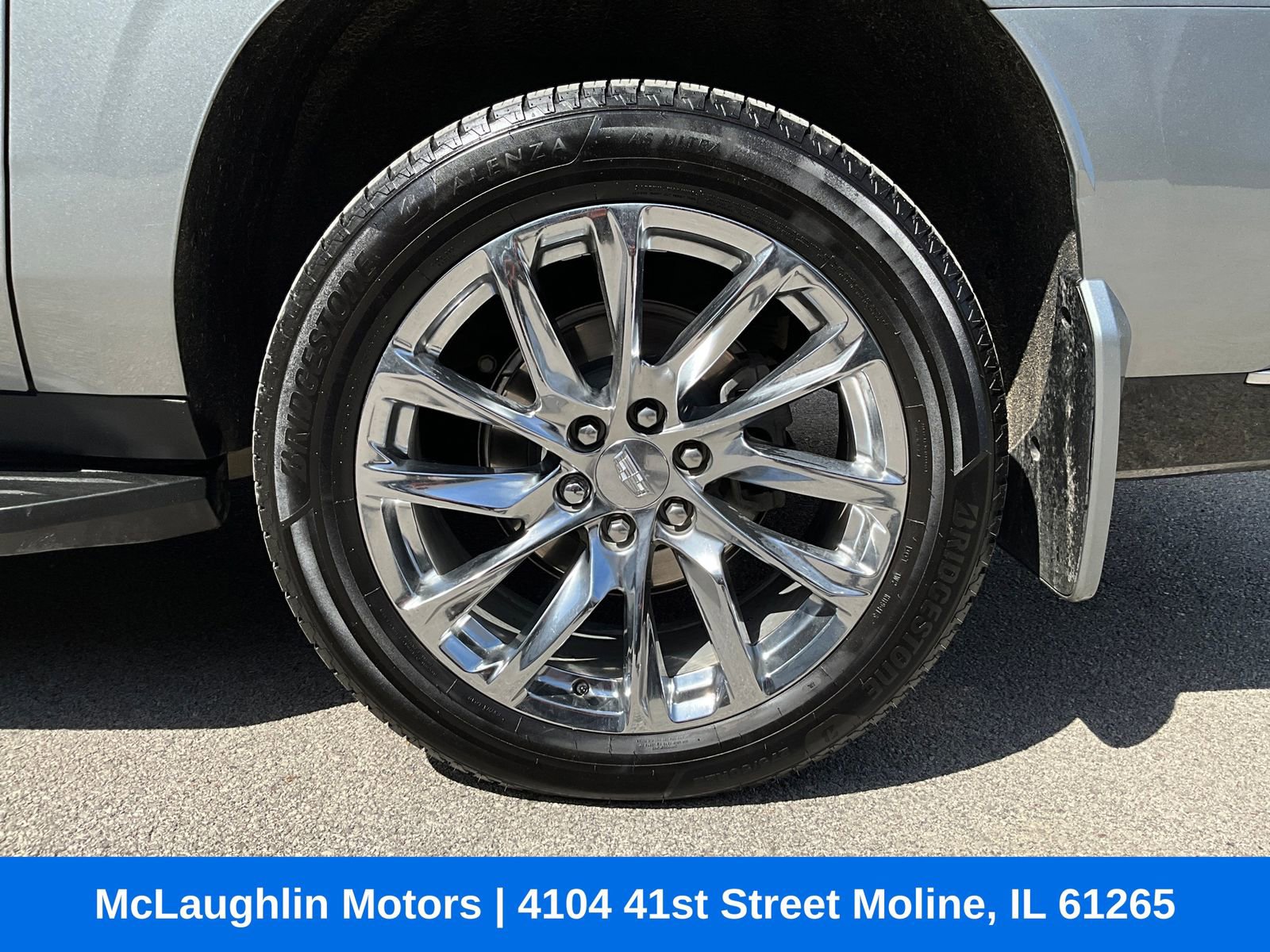 Used 2023 Cadillac Escalade ESV Premium Luxury w/ LPO, Radiant Package AWD/4WD image 16