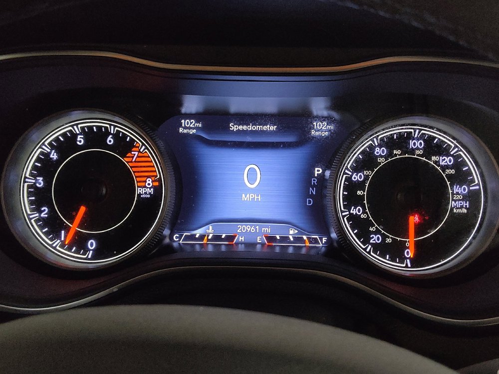 Used 2022 Jeep Cherokee Latitude Lux w/ Sun & Sound Group image 23