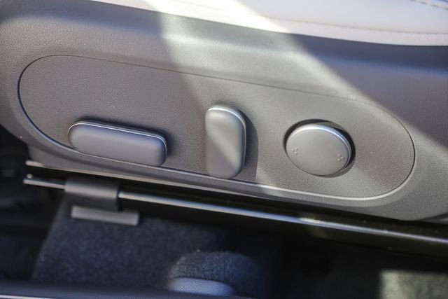 New 2026 Hyundai Kona Limited AWD/4WD image 25