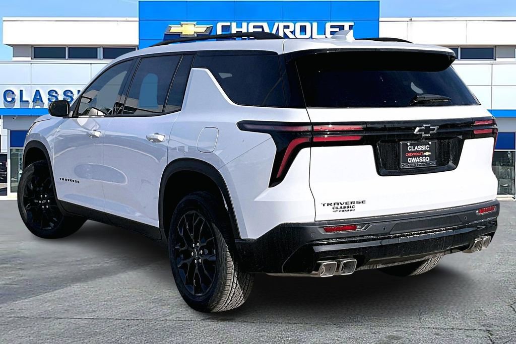 New 2026 Chevrolet Traverse LT w/ Midnight/Sport Edition image 3