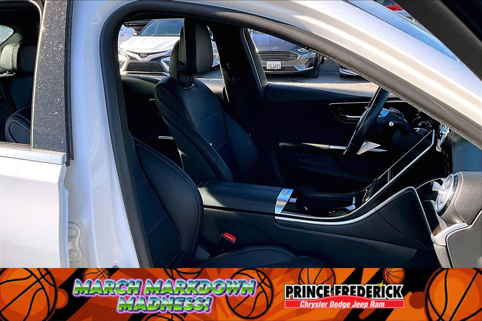 Used 2022 Mercedes-Benz C 300 4MATIC Sedan image 7