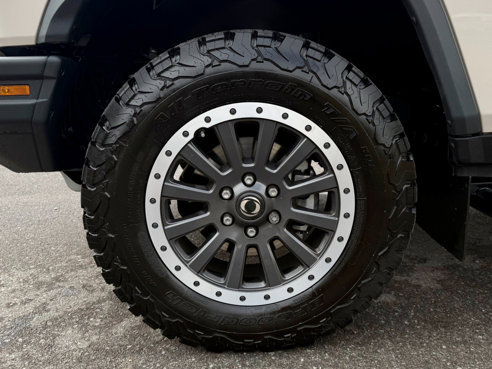 Used 2025 INEOS Grenadier image 46