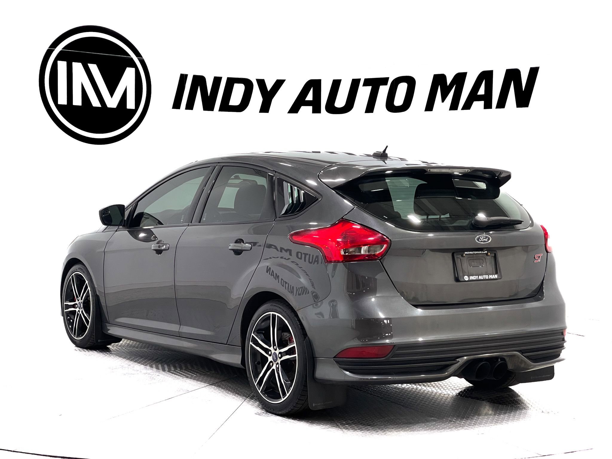 Used 2016 Ford Focus ST image 6