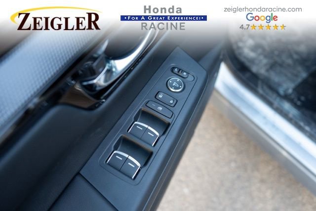 Used 2025 Honda CR-V Sport-L image 17