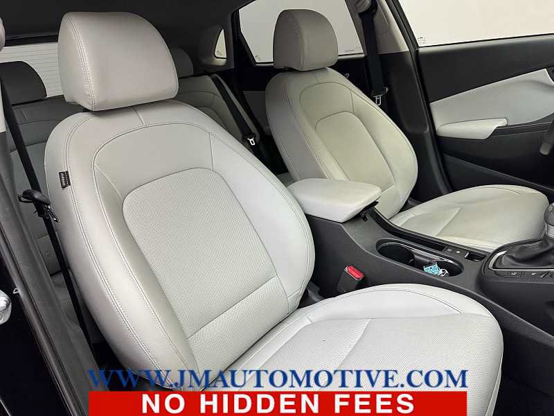 Used 2023 Hyundai Kona Limited AWD/4WD image 21