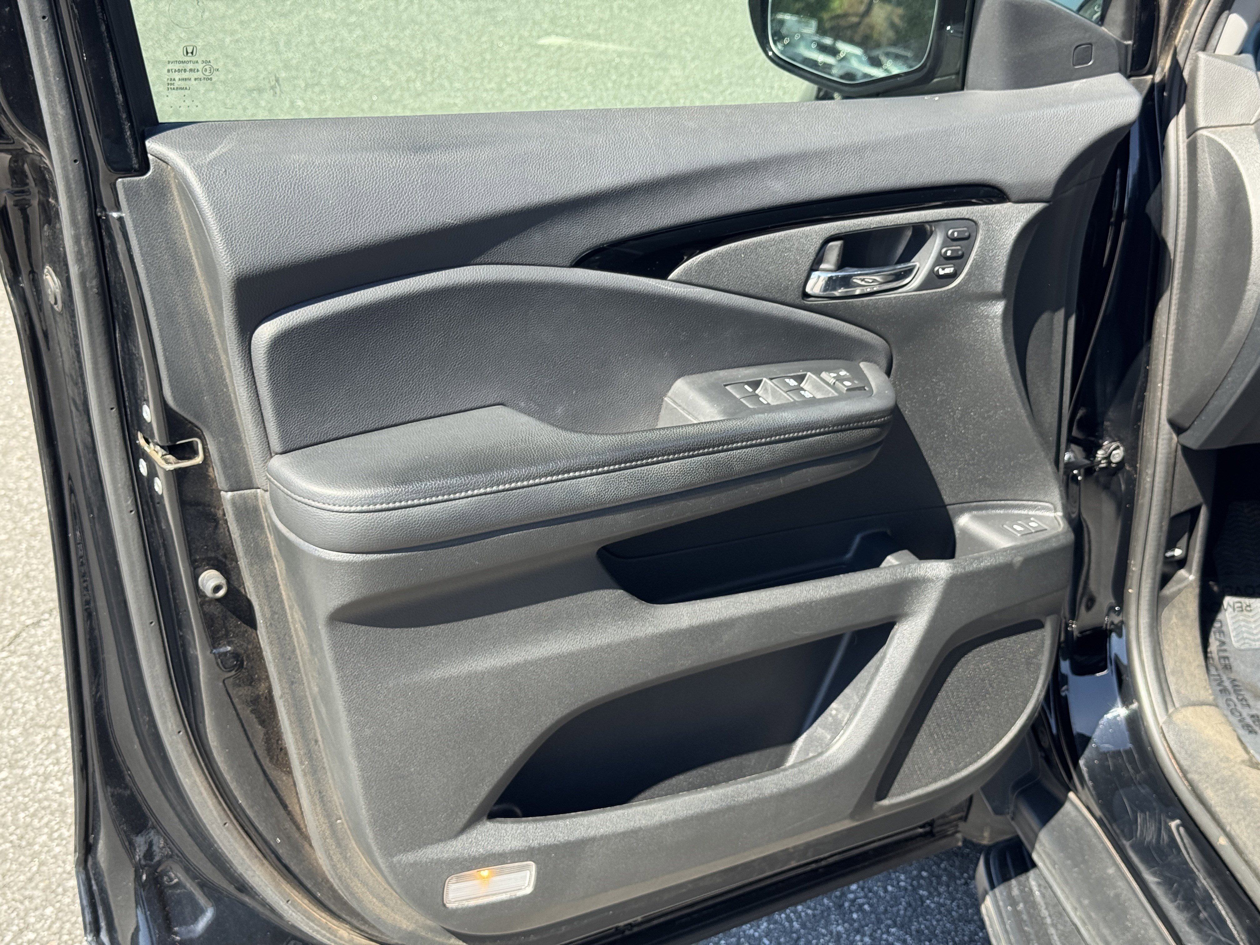 Used 2021 Honda Pilot Elite image 15