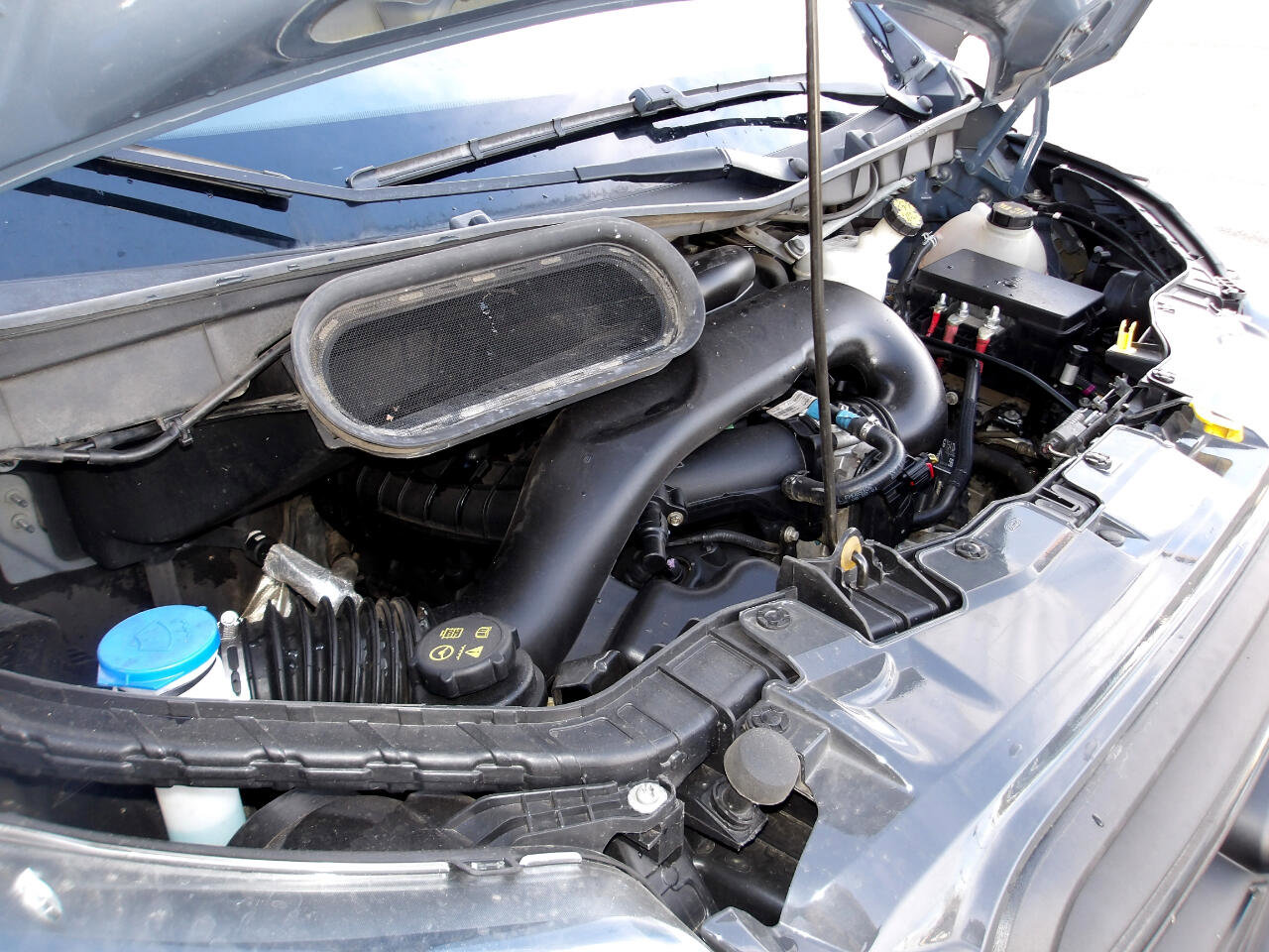 Used 2019 Ford Transit 250 148 High Roof Extended image 20