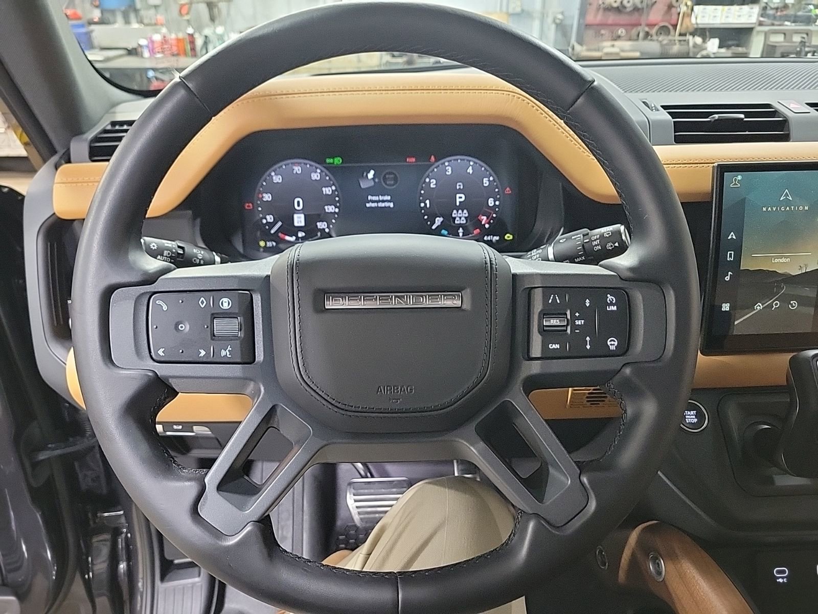 Used 2024 Land Rover Defender 110 X image 19