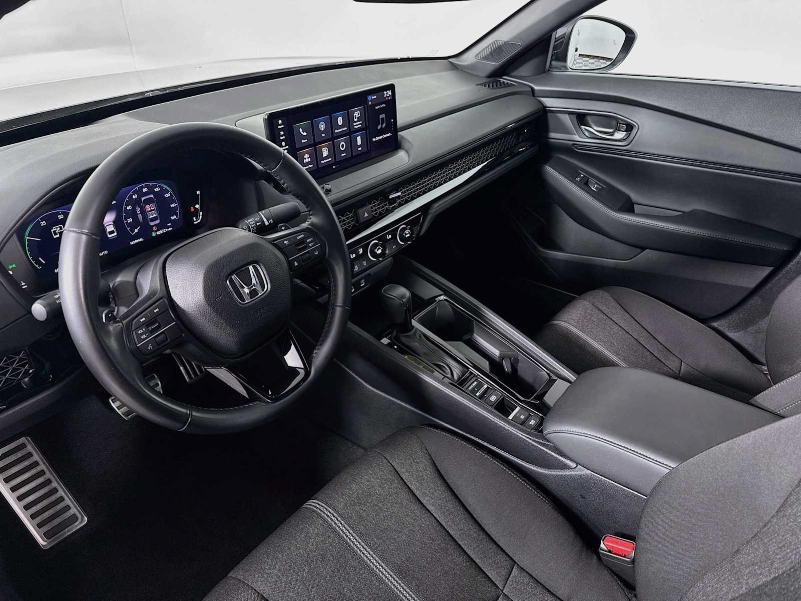 Used 2024 Honda Accord Sport image 9