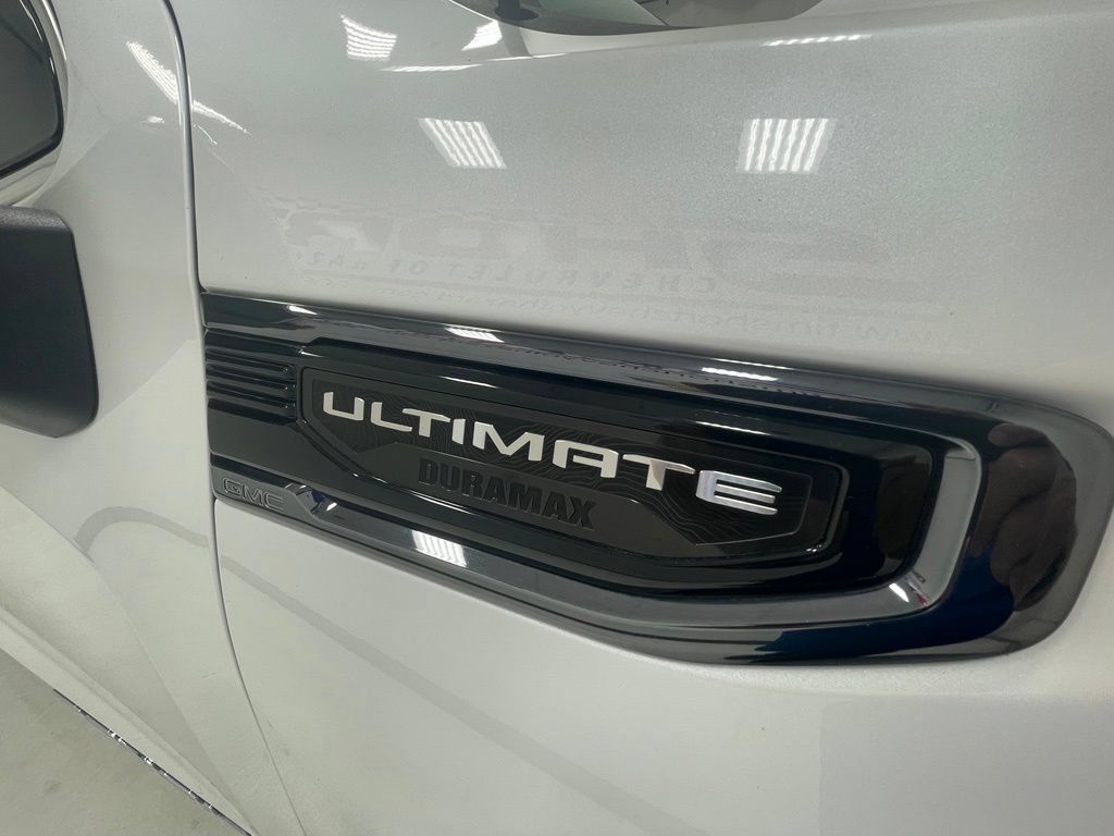 Used 2022 GMC Sierra 1500 Denali Ultimate AWD/4WD image 4