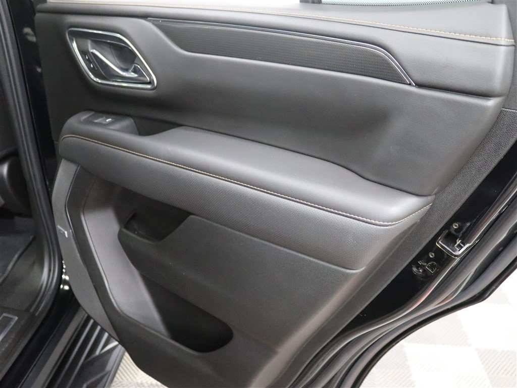 Used 2022 GMC Yukon AT4 image 34