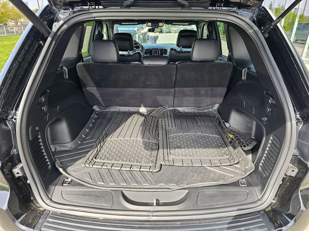 Used 2021 Jeep Grand Cherokee Laredo X AWD/4WD image 13