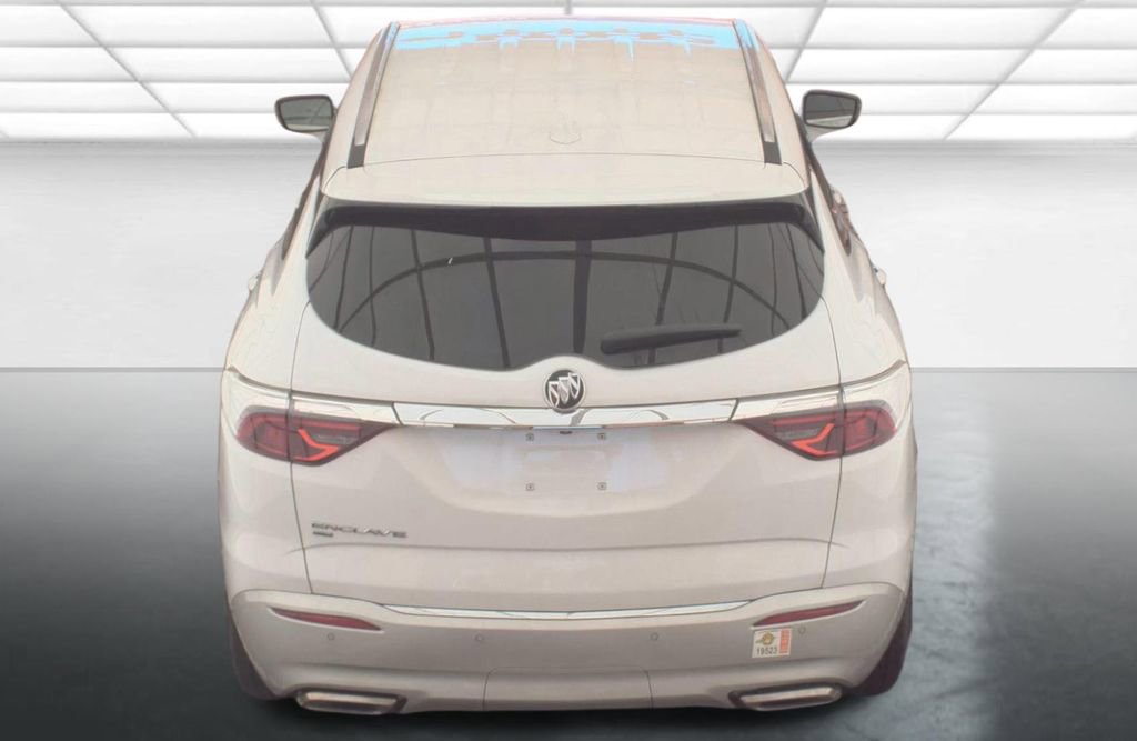Used 2023 Buick Enclave Essence AWD/4WD image 17
