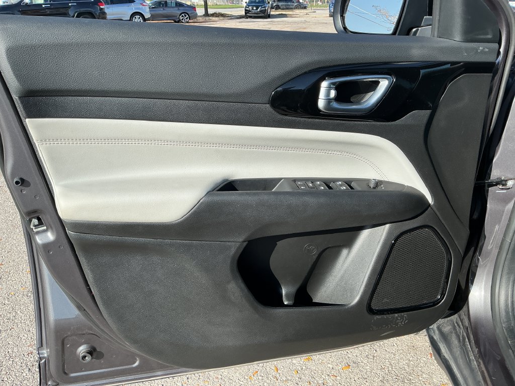 Used 2024 Jeep Compass Limited AWD/4WD image 12