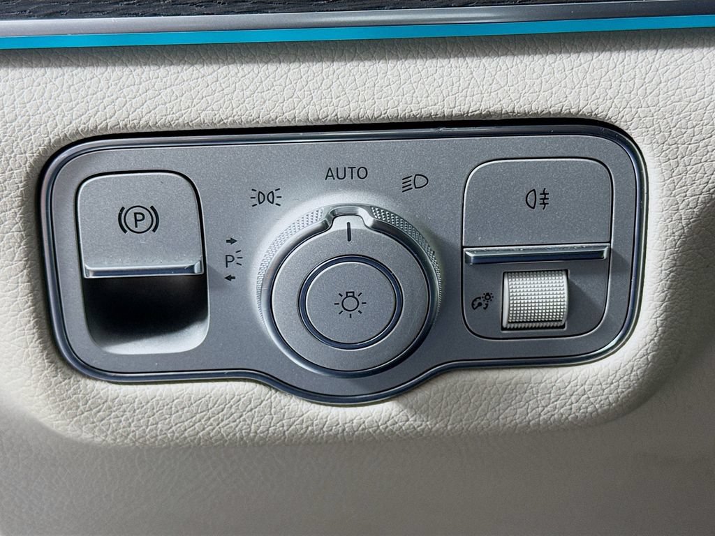 Used 2020 Mercedes-Benz GLS 450 4MATIC image 10