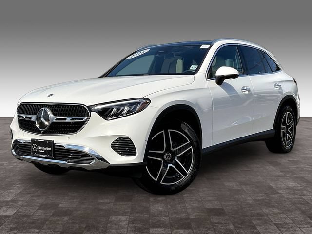 Used 2026 Mercedes-Benz GLC 300 4MATIC image 3