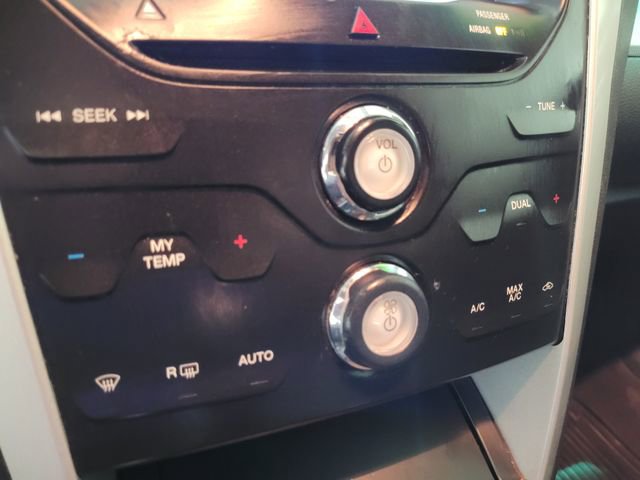 Used 2014 Ford Explorer XLT w/ Equipment Group 202A image 33