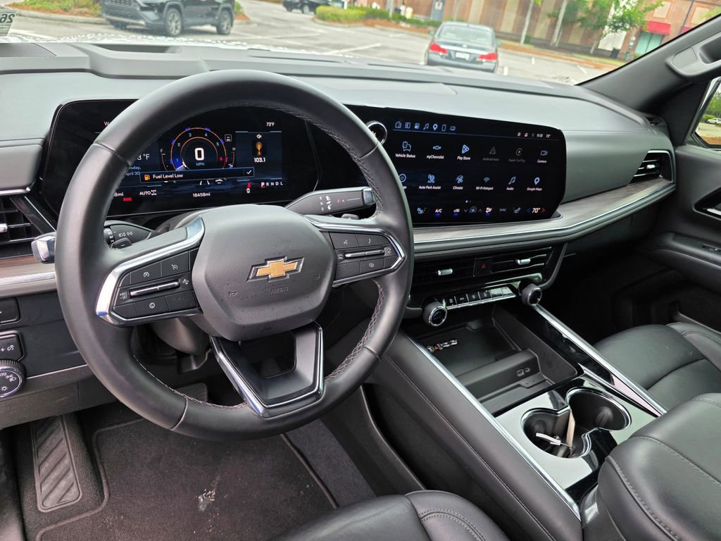 Used 2025 Chevrolet Tahoe LT AWD/4WD image 16