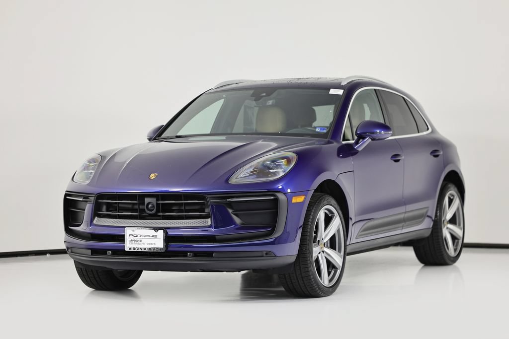 Certified 2026 Porsche Macan AWD/4WD image 1