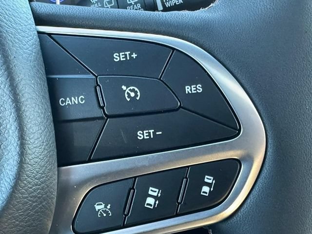 New 2026 Chrysler Pacifica Pinnacle FWD image 23
