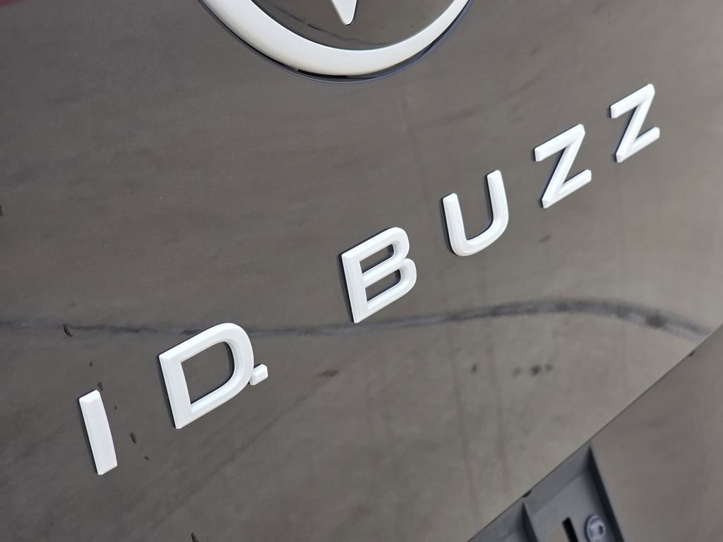 New 2025 Volkswagen ID. Buzz Pro S image 7