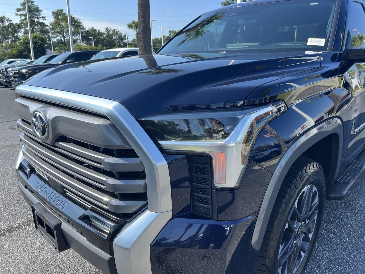 Used 2025 Toyota Tundra Limited AWD/4WD image 6