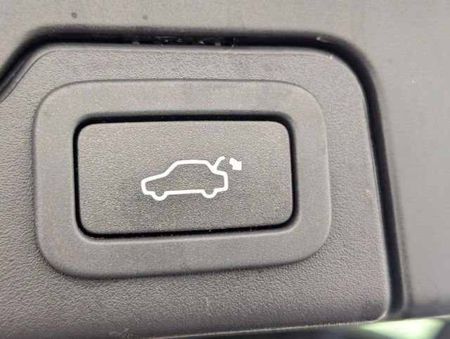 Used 2016 Land Rover Range Rover Evoque SE image 26