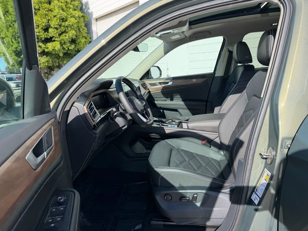 New 2026 Volkswagen Atlas SE image 15