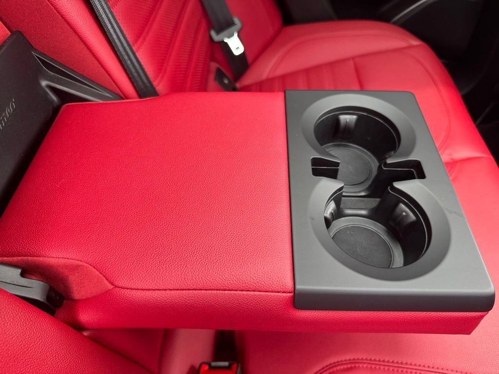 Used 2023 Alfa Romeo Stelvio Veloce AWD/4WD image 65