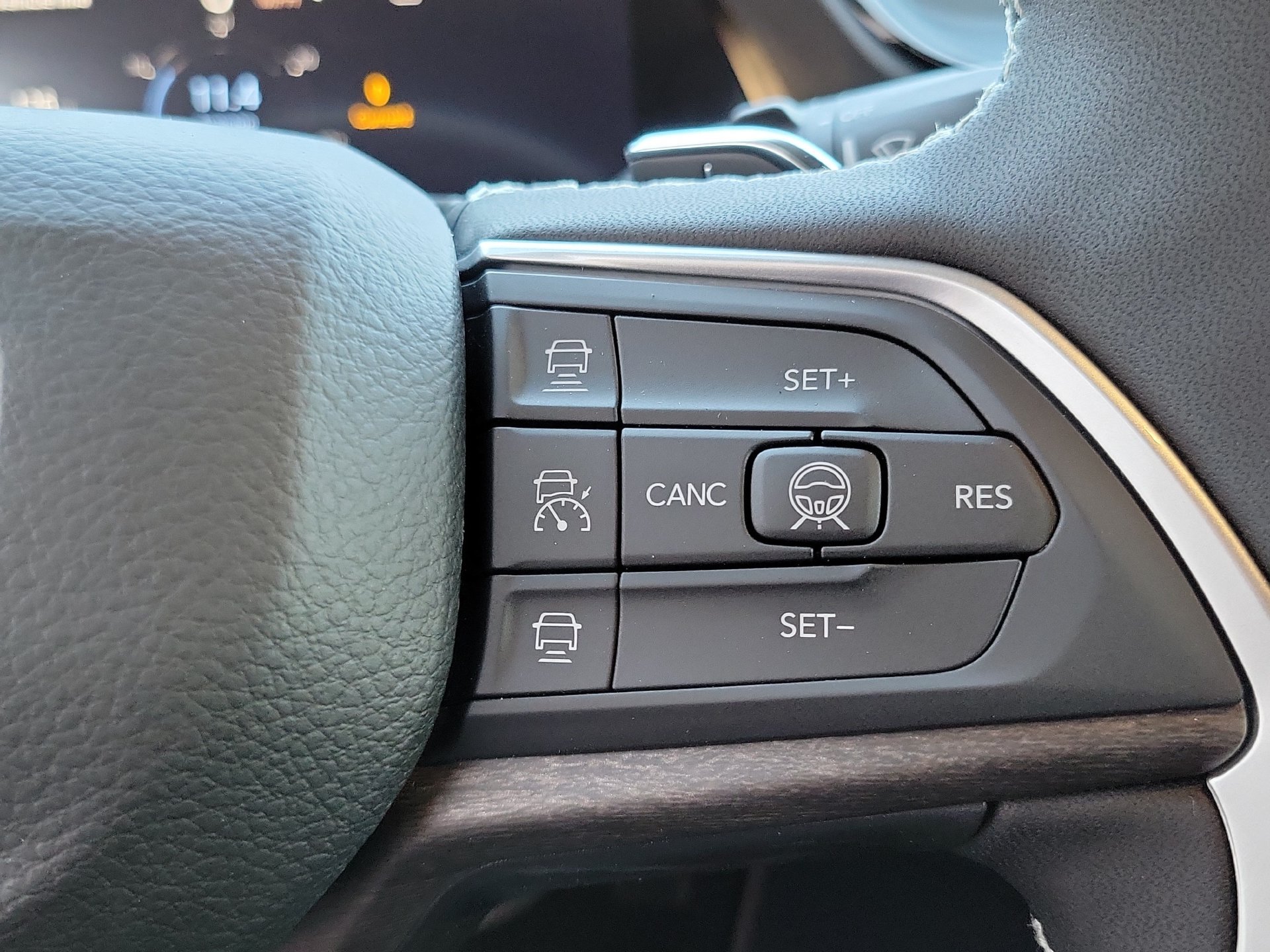 New 2026 Jeep Grand Cherokee Limited AWD/4WD image 6