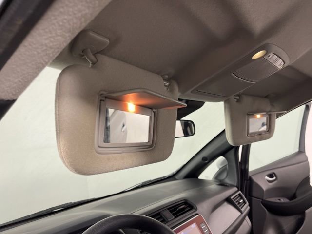 Used 2023 Nissan Leaf S image 34