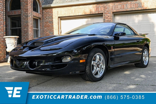 Used 2002 Pontiac Firebird Trans Am RWD image 1