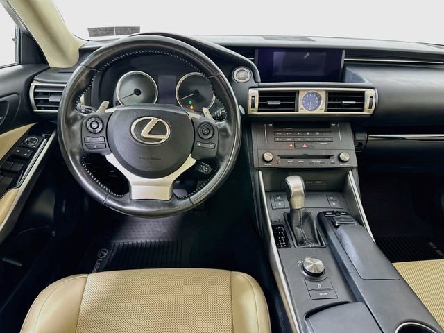 Used 2016 Lexus IS 300 AWD image 28