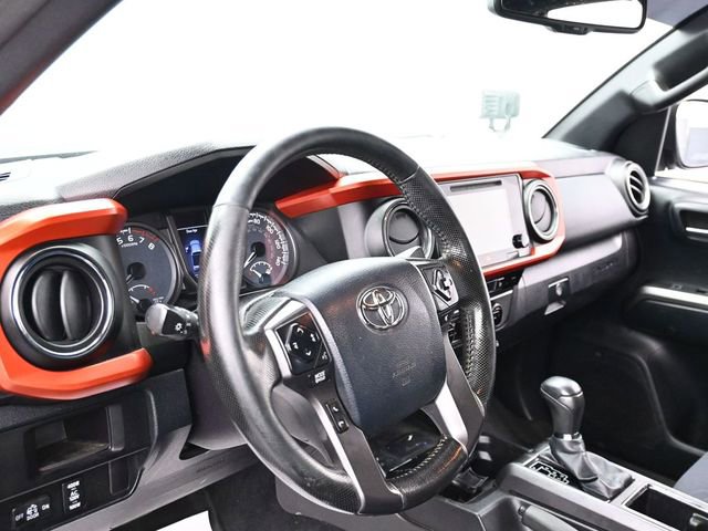 Used 2016 Toyota Tacoma TRD Sport RWD image 14