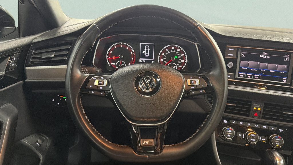 Used 2019 Volkswagen Jetta R-Line FWD image 34