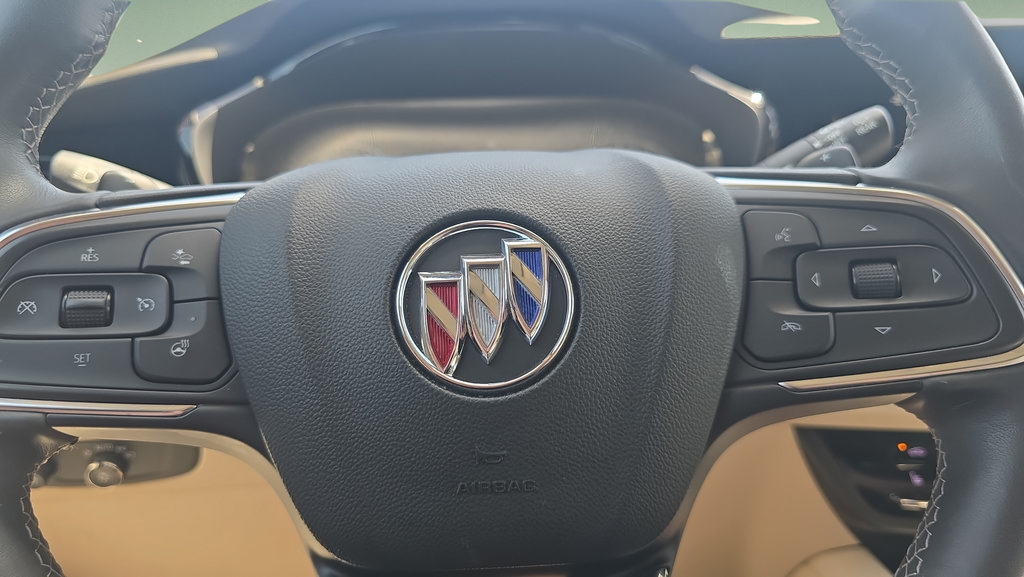 Used 2022 Buick Envision Preferred FWD image 12