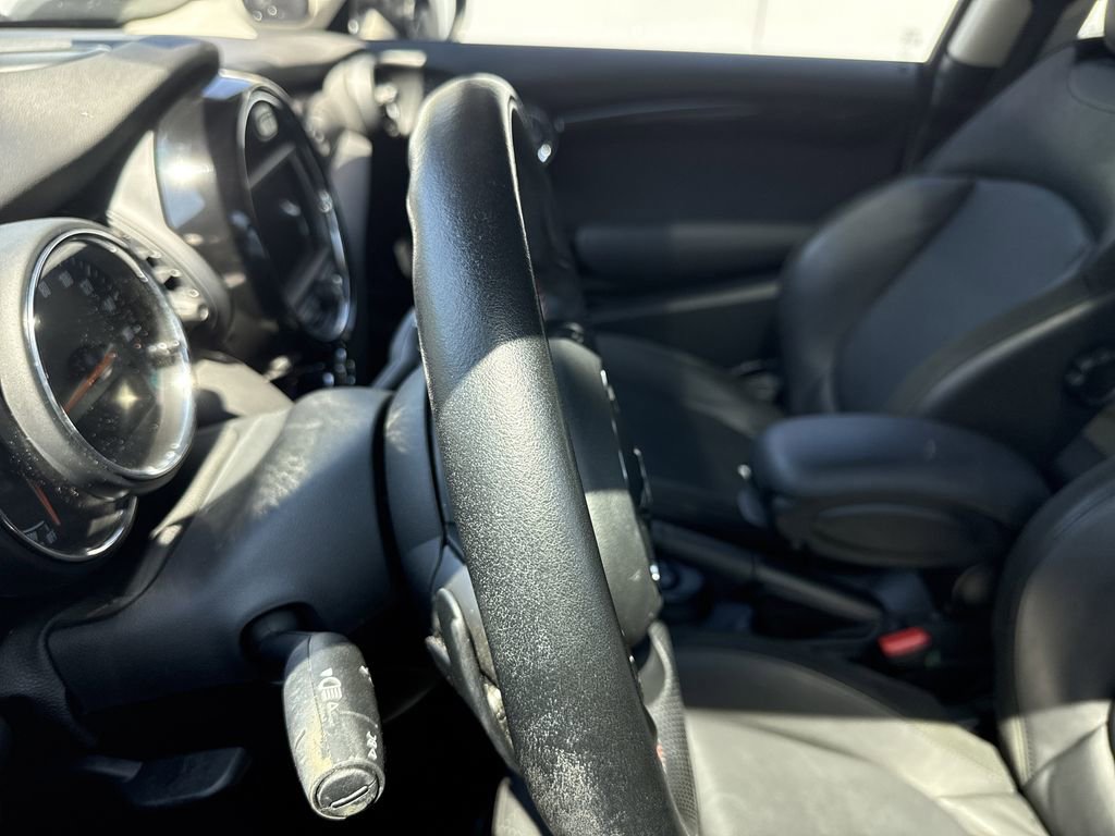 Used 2019 MINI Cooper S image 10