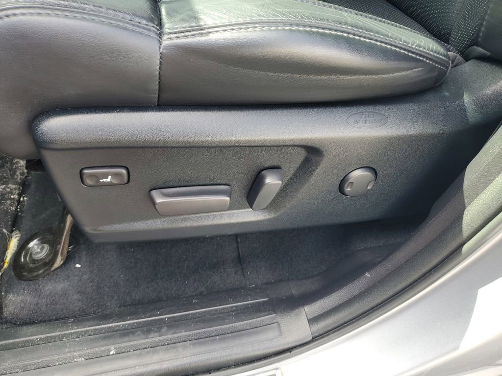 Used 2018 Toyota Tundra Platinum image 22