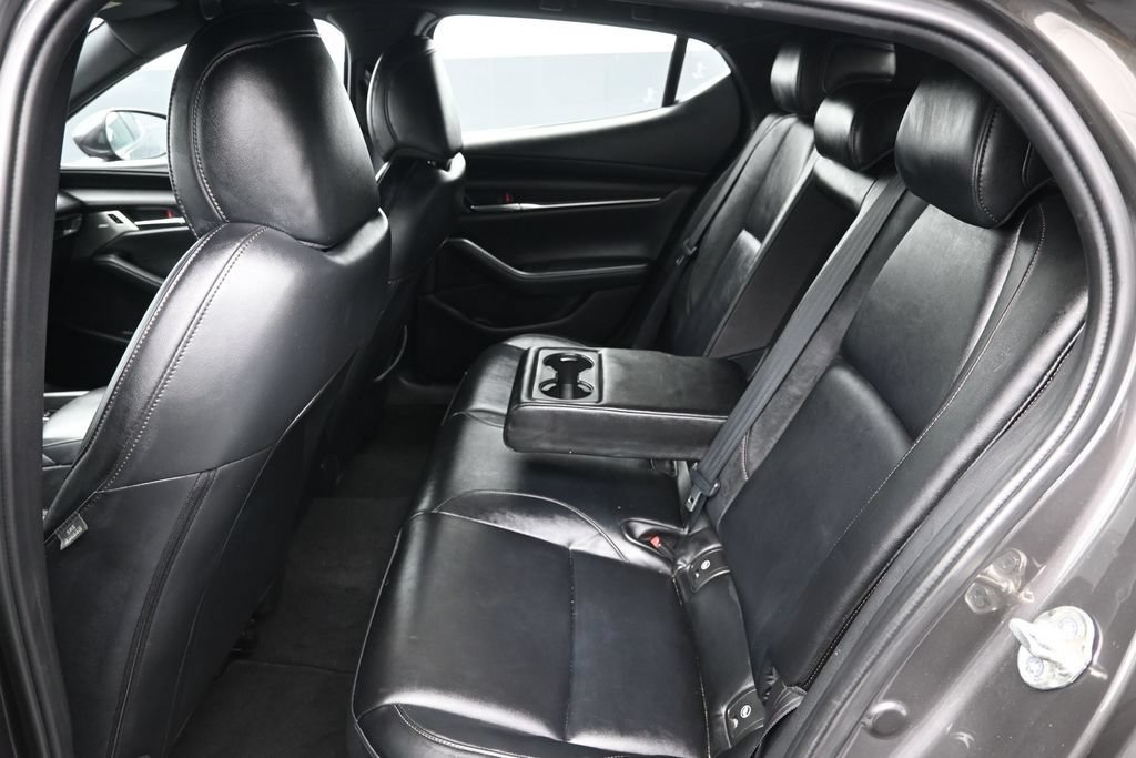Used 2019 MAZDA MAZDA3 AWD Hatchback w/ Preferred Pkg image 23