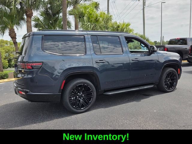 Certified 2023 Jeep Wagoneer Series II w/ Convenience Group I AWD/4WD image 7