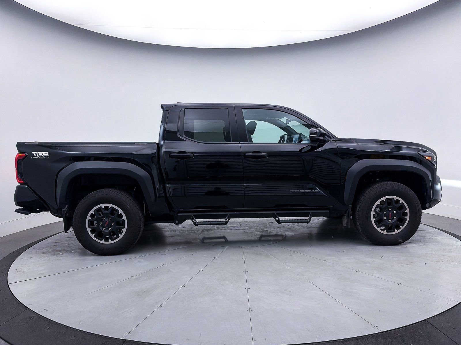 Used 2024 Toyota Tacoma TRD Off-Road w/ TRD Off Road Upgrade Package image 46