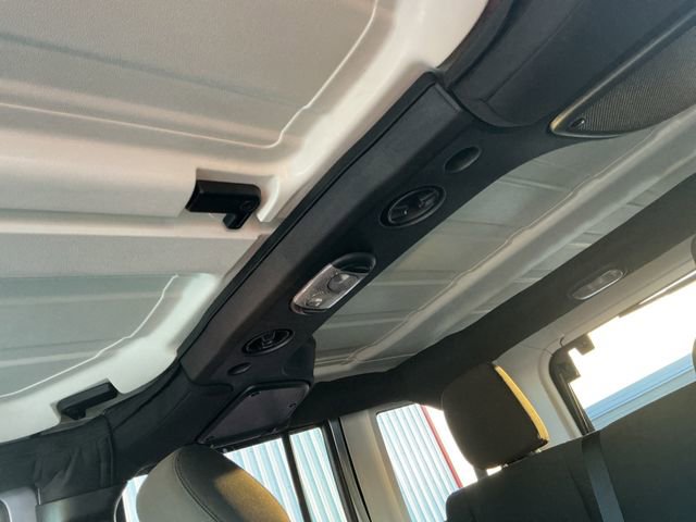 Used 2018 Jeep Wrangler Unlimited Sport S image 36