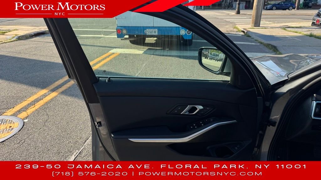 Used 2024 BMW 330i xDrive Sedan w/ Convenience Package image 26