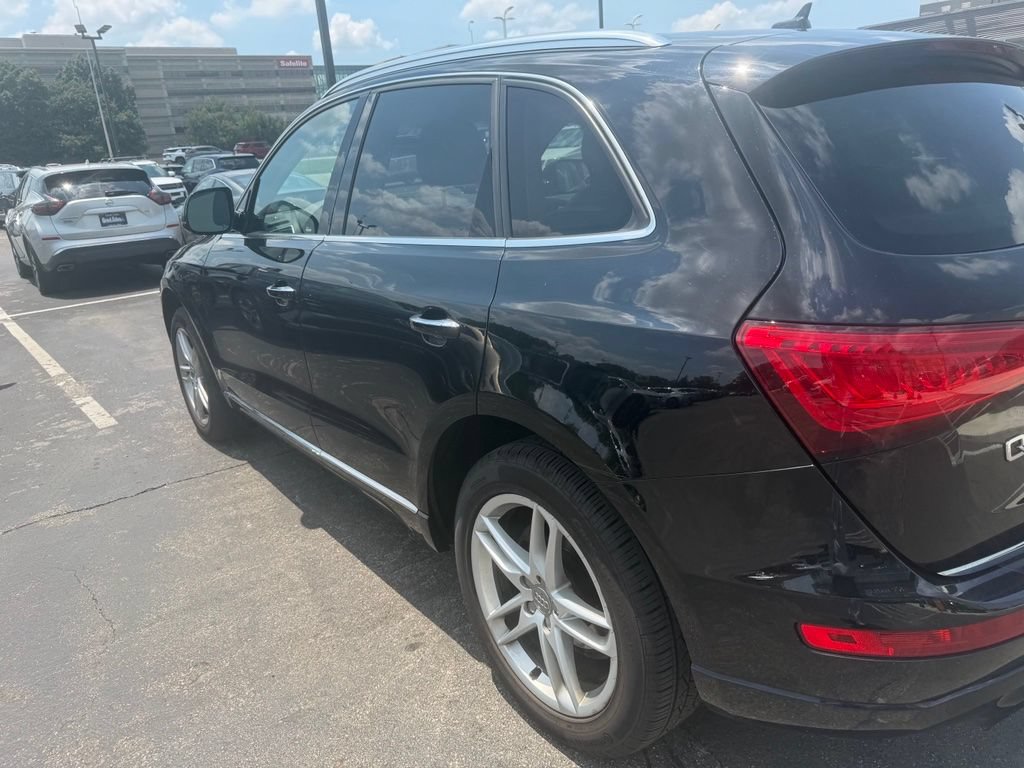 Used 2017 Audi Q5 2.0T Premium Plus w/ Technology Package AWD/4WD image 5