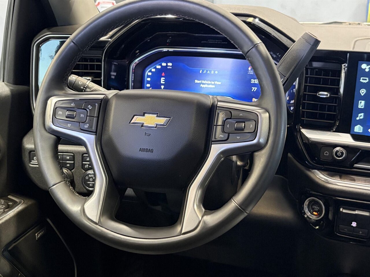 Used 2024 Chevrolet Silverado 2500 LTZ w/ LTZ Plus Package AWD/4WD image 23