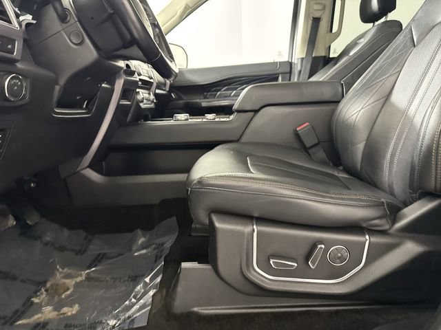 Used 2018 Ford Expedition Platinum image 20