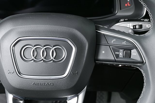New 2025 Audi Q7 3.0T Prestige image 11